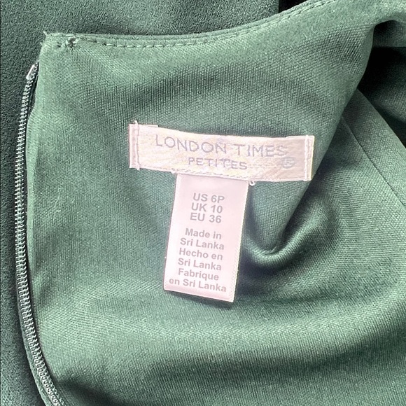 London Times Petites Emerald Green Crew Neck 3/4 Long Sleeve A-Line Midi Dress 6 - Picture 6 of 11